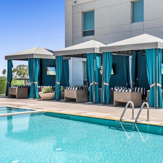 Broadstone Scottsdale Quarter – Poolside Cabanas with Resort Ambiance