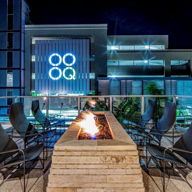 Broadstone Scottsdale Quarter – Fire Pit Lounge with City Views
