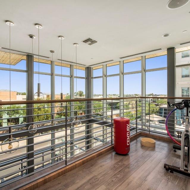Broadstone Scottsdale Quarter – Elevated Fitness Center with Panoramic Views